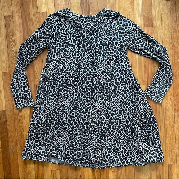 4/$25 Harper Canyon Gray Leopard Print Long Sleeve Dress Size Medium / 8 A-Line - Picture 2 of 4